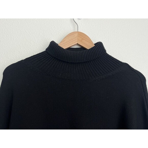 ICB New York Women Black Chunky Turtleneck Sweater Asymmetrical Hem 100% Wool XS - Picture 2 of 6